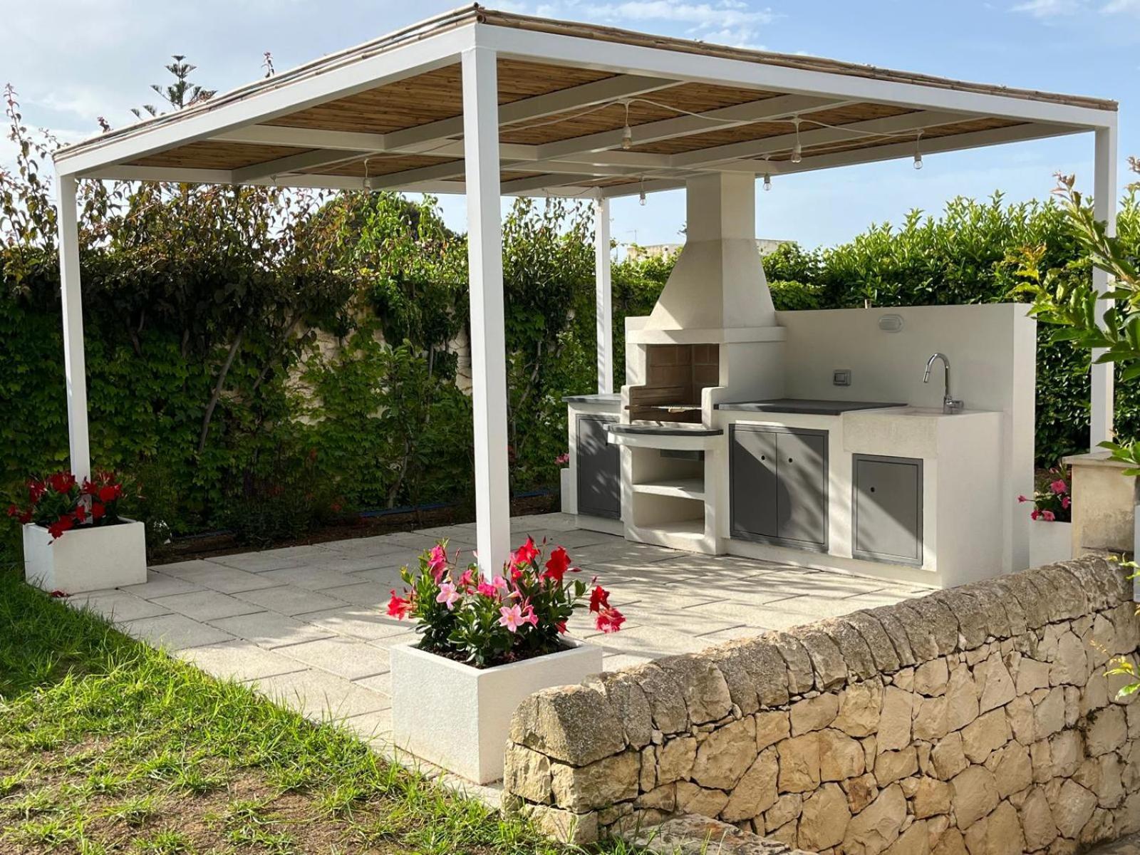 Il Giardino Dei Carrubi Villa Доналуката Екстериор снимка